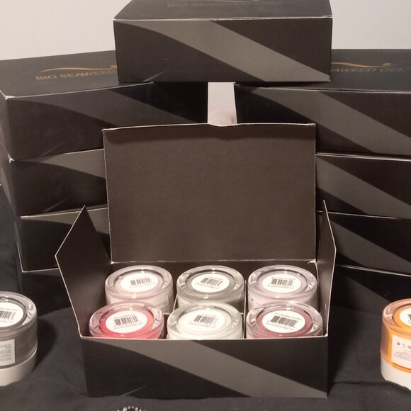 Bio Seaweed Gel 2-in-1 Dip Powder - 10 Tulip - Picture 3 of 3